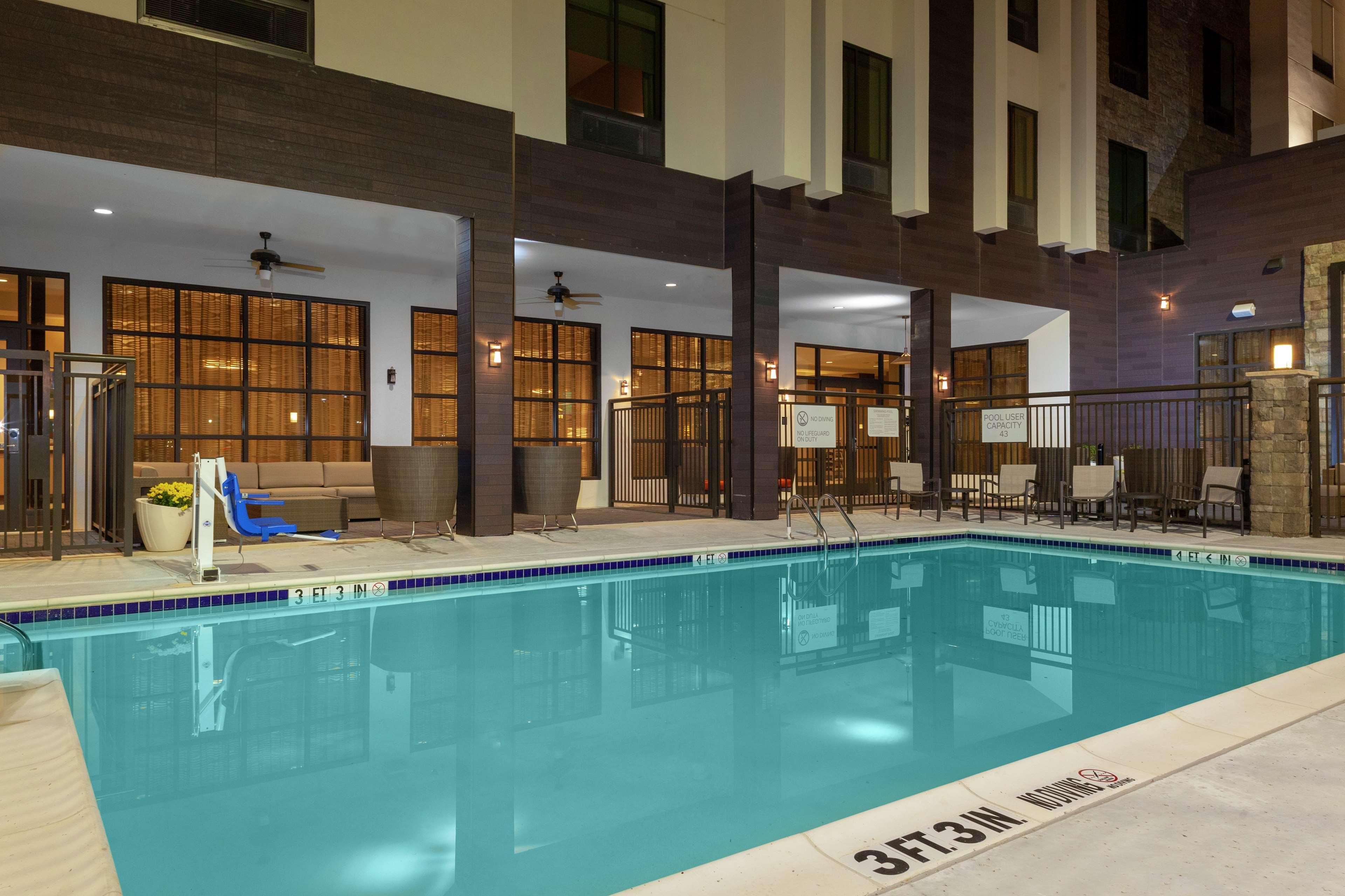 Hilton Garden Inn Waco Exteriör bild