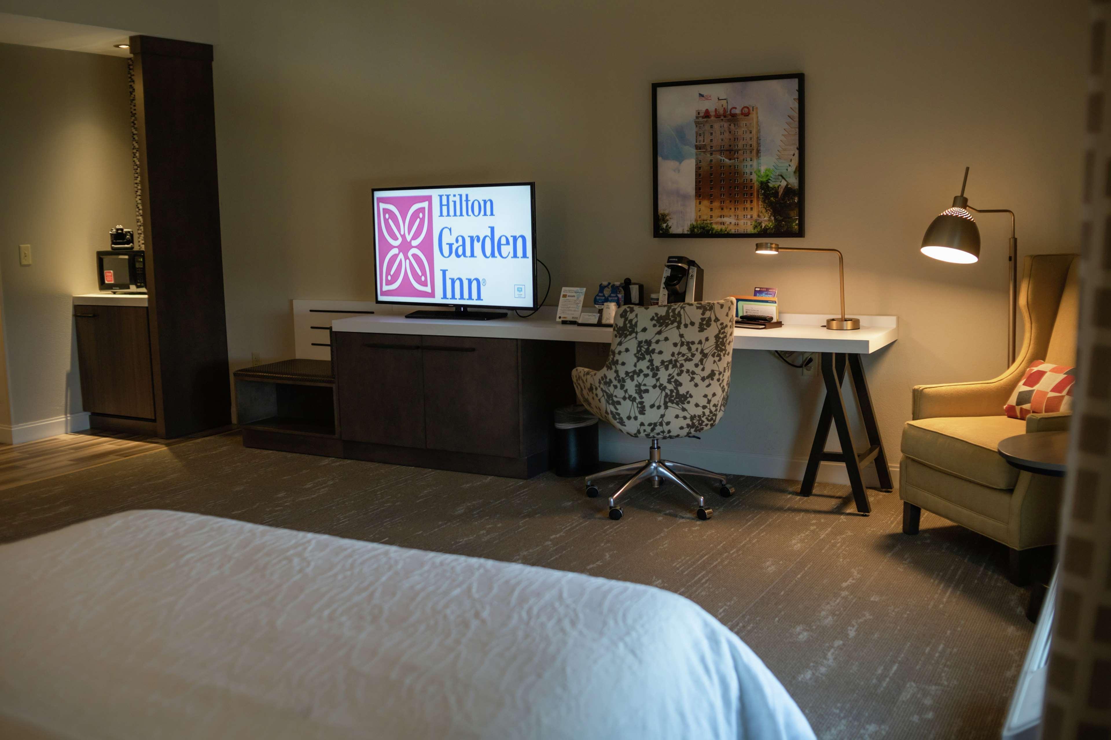 Hilton Garden Inn Waco Exteriör bild